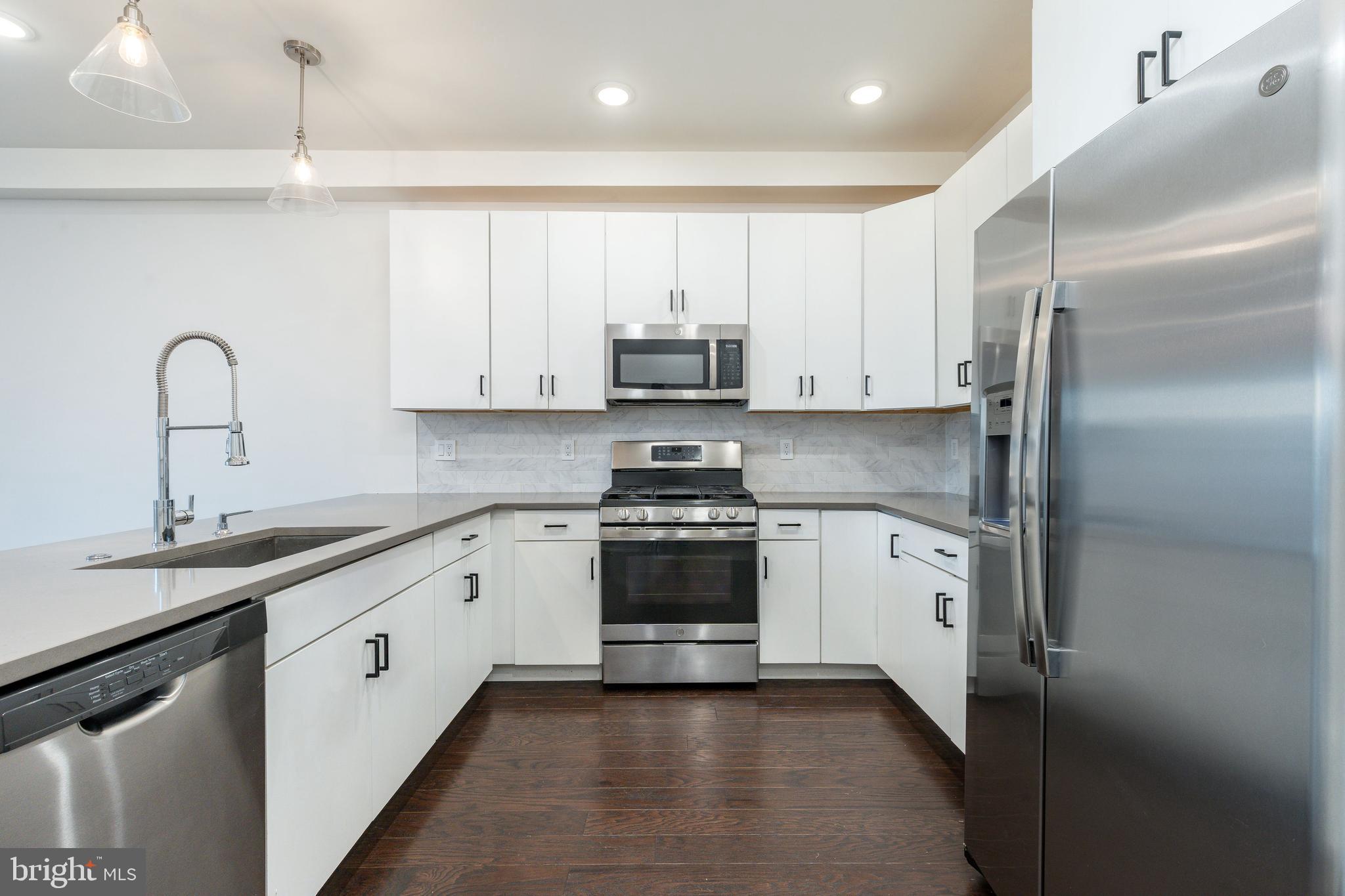 518 W MONTGOMERY AVENUE 5