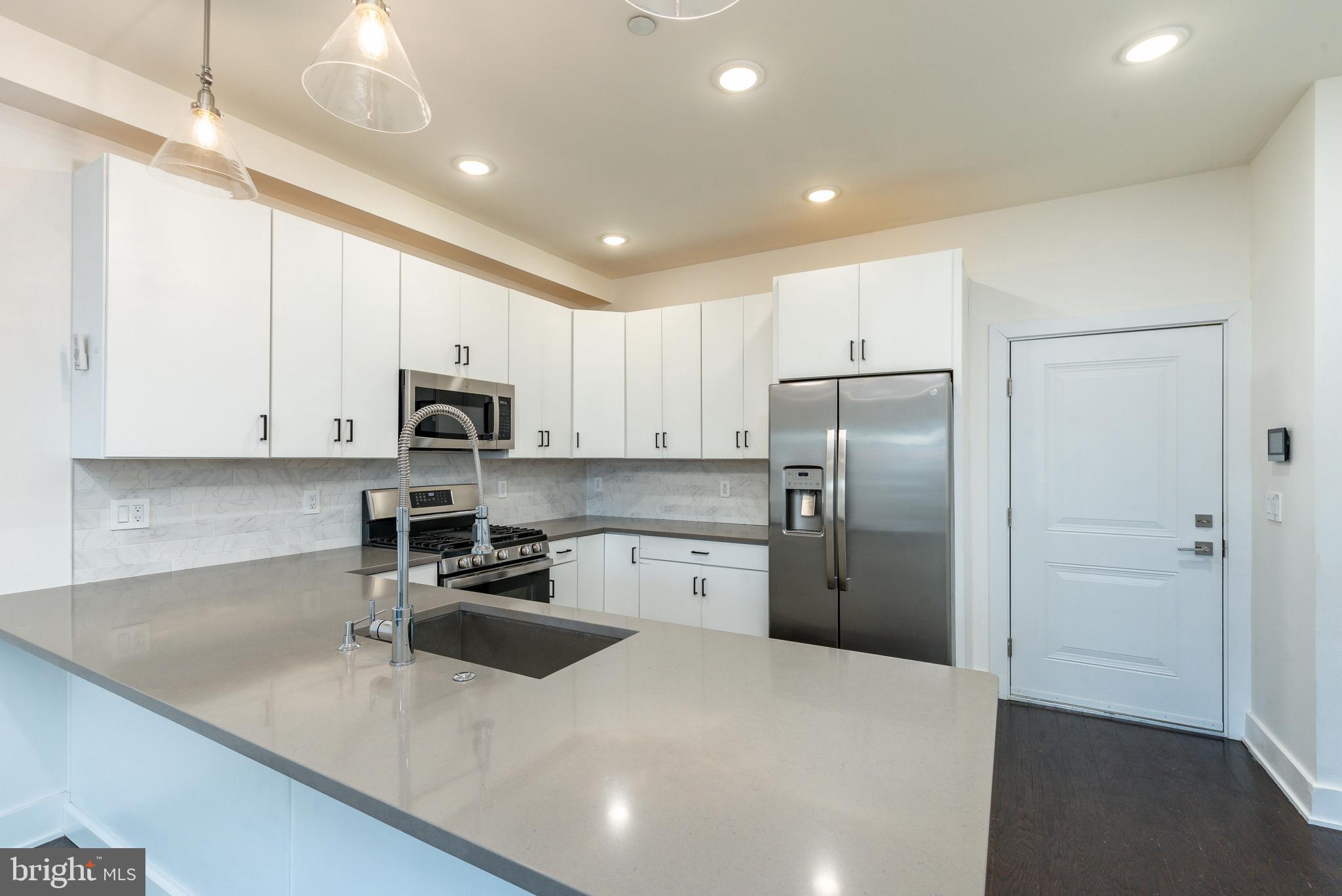 518 W MONTGOMERY AVENUE 5