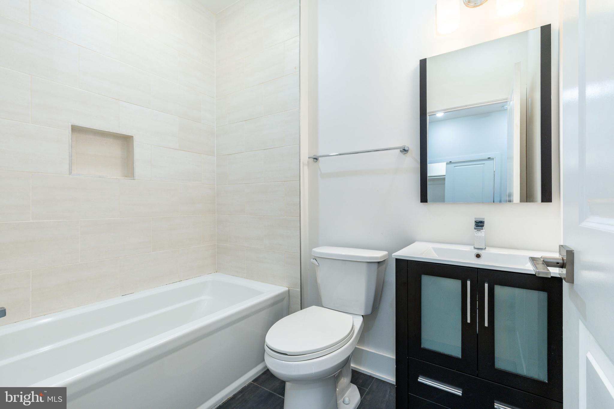 518 W MONTGOMERY AVENUE 5