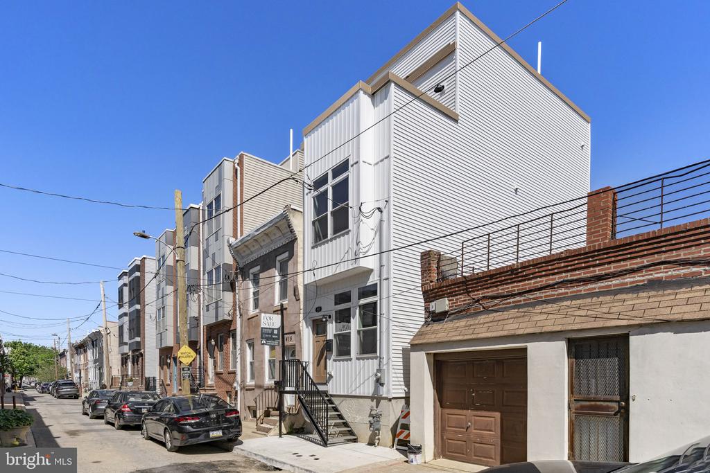 413 MERCY STREET
