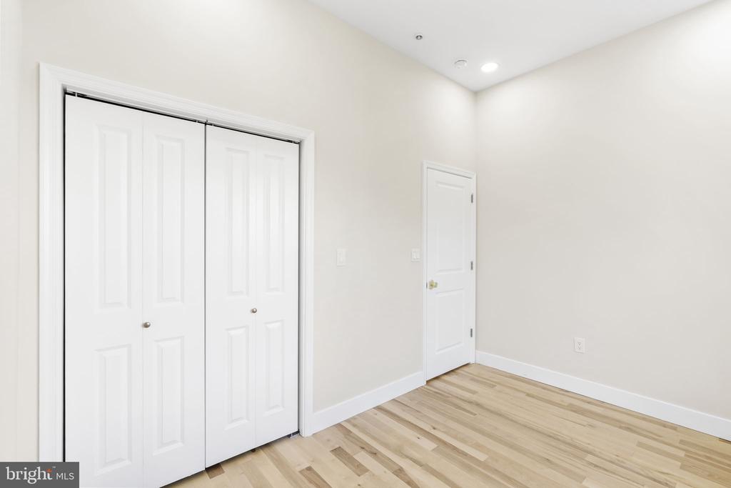413 MERCY STREET
