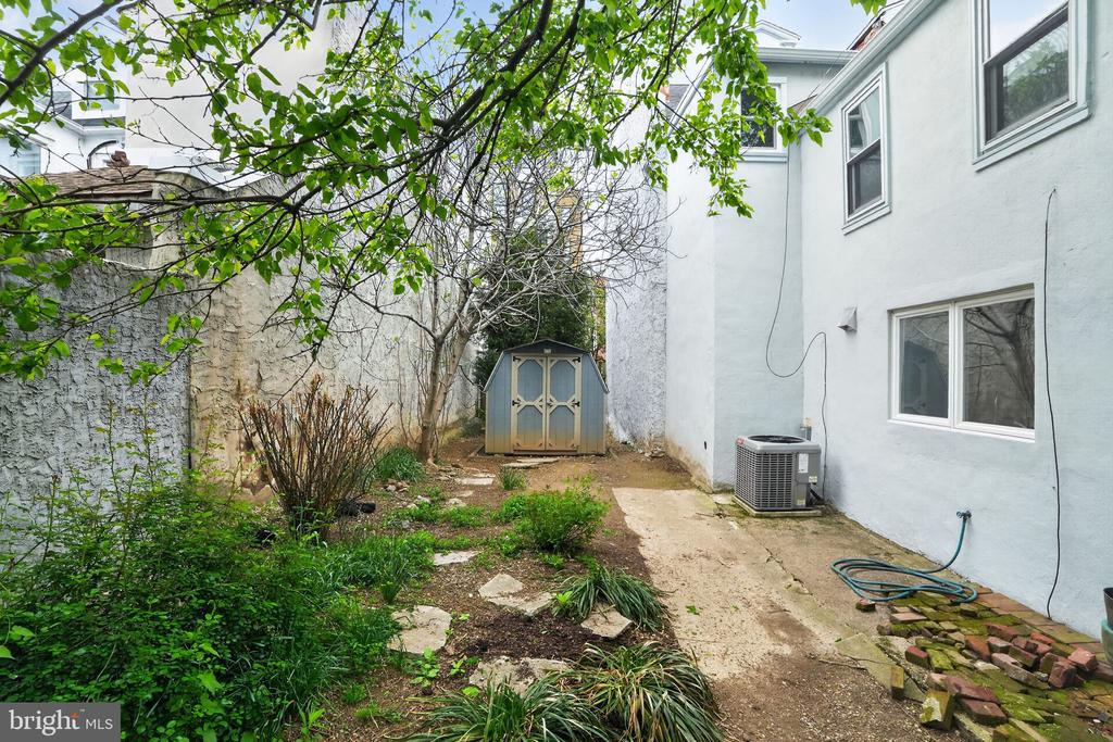 1138 N 3RD STREET