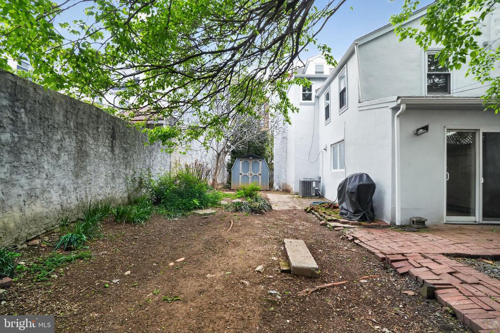 1138 N 3RD STREET