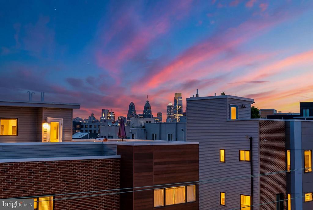 165 W THOMPSON STREET