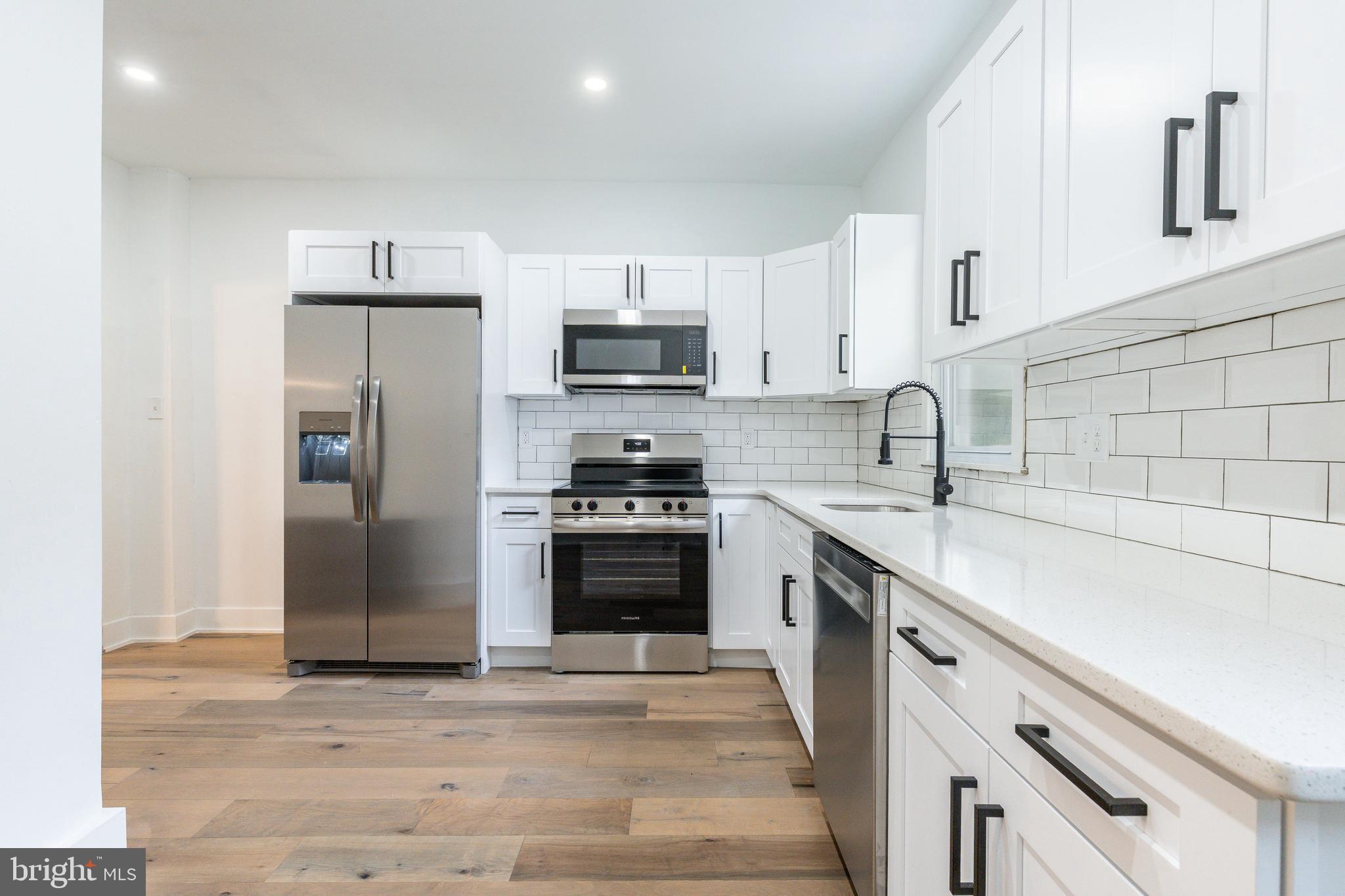 931 KENMORE ROAD