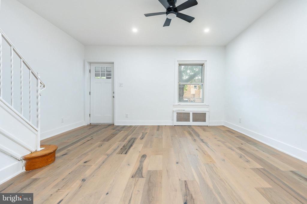 931 KENMORE ROAD