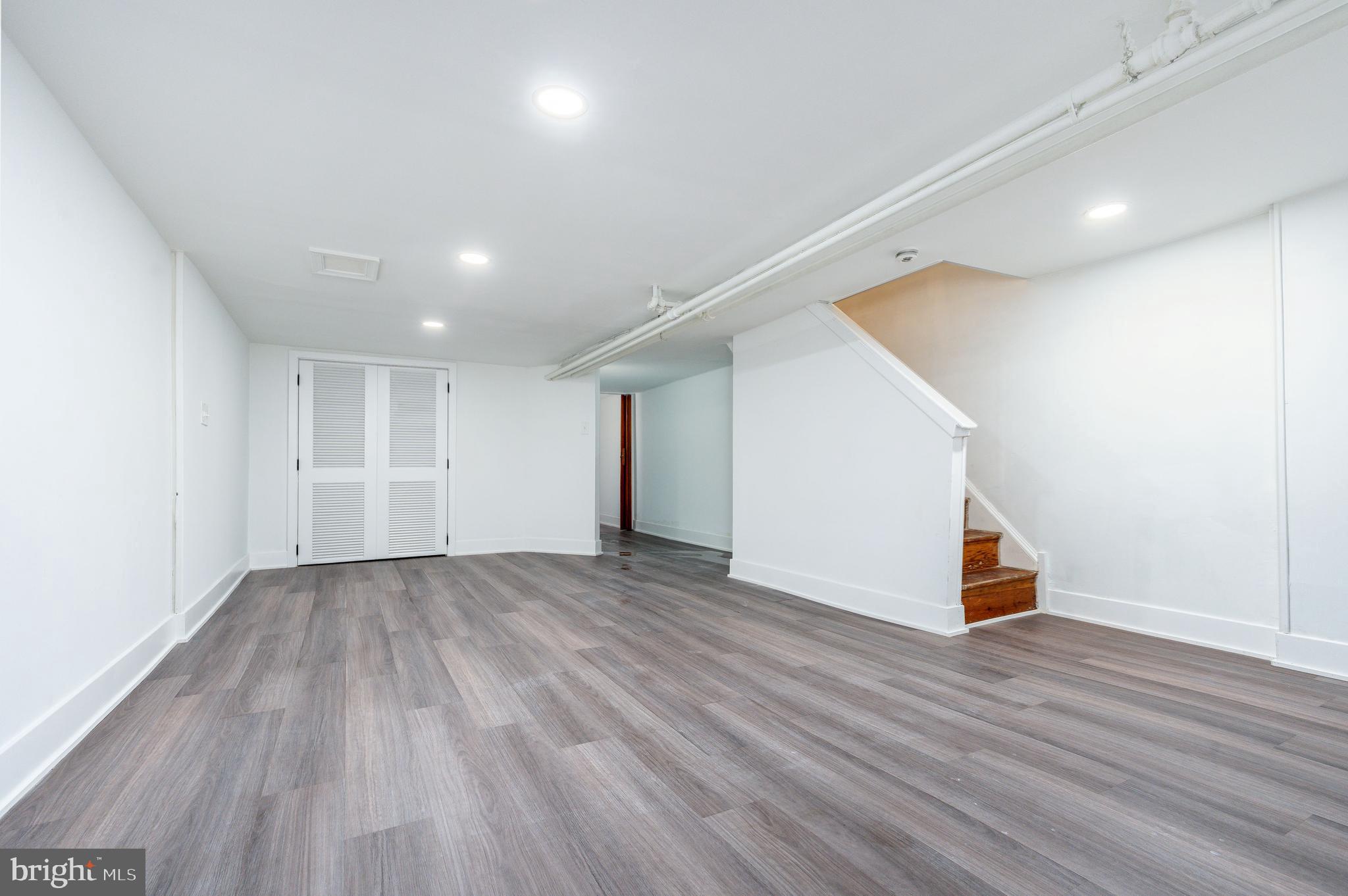 931 KENMORE ROAD