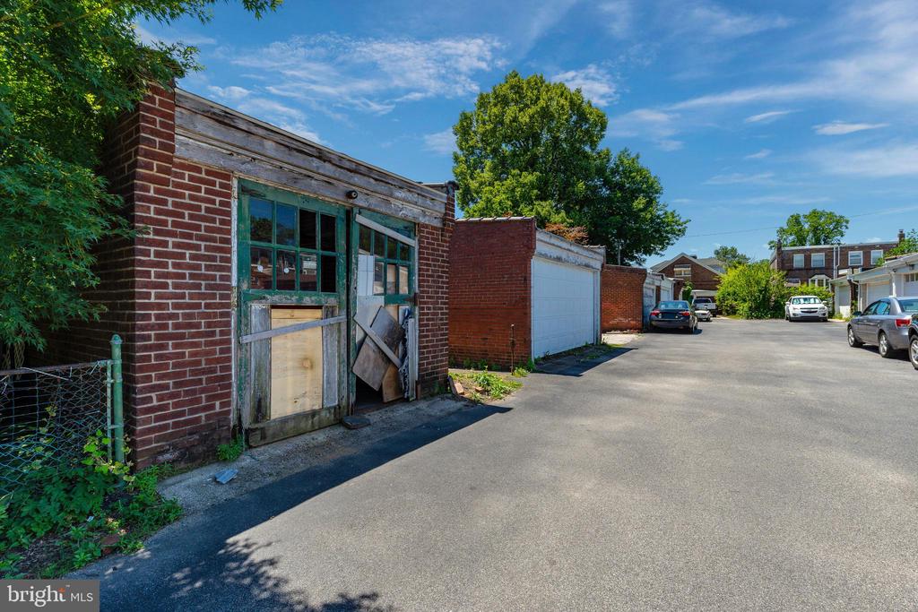 652 RECTOR STREET
