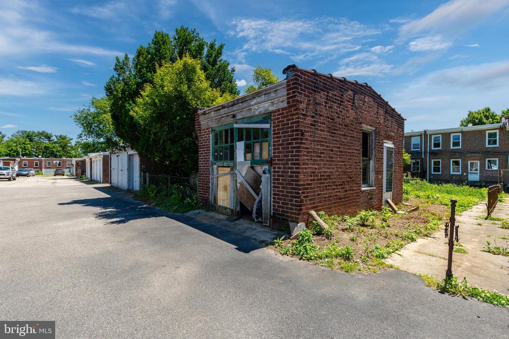 652 RECTOR STREET