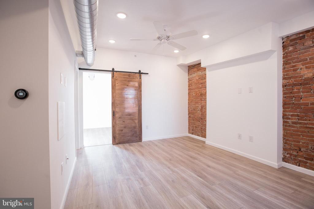 1611 SWAIN STREET 3