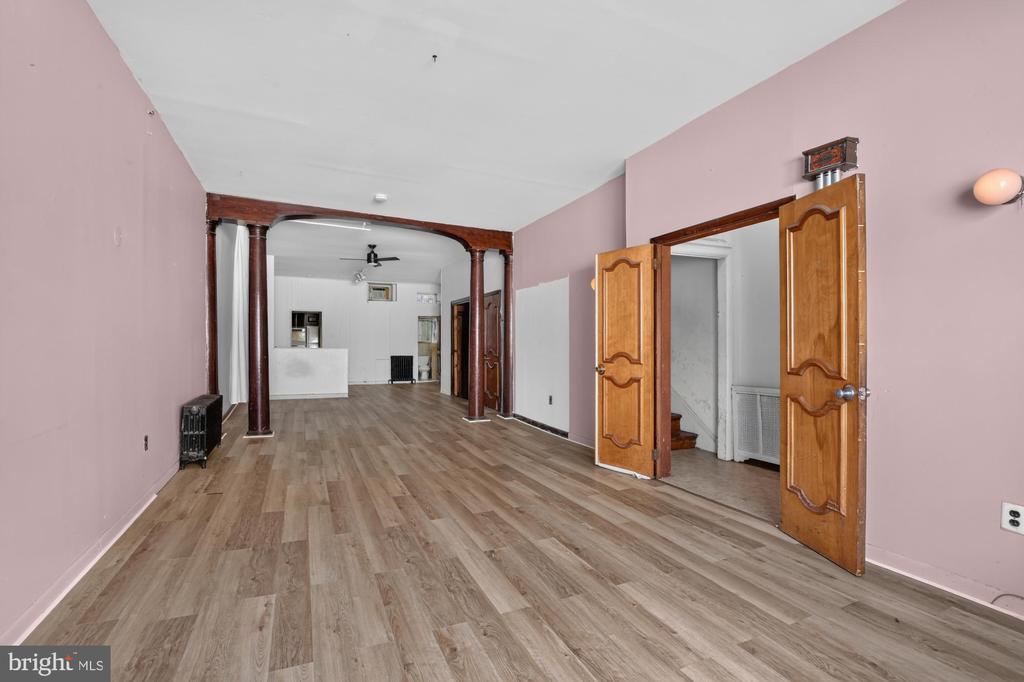 1147 S 10TH STREET