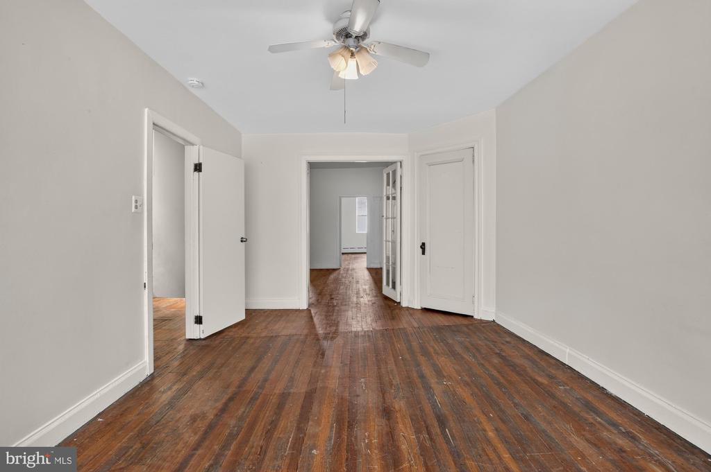 1147 S 10TH STREET