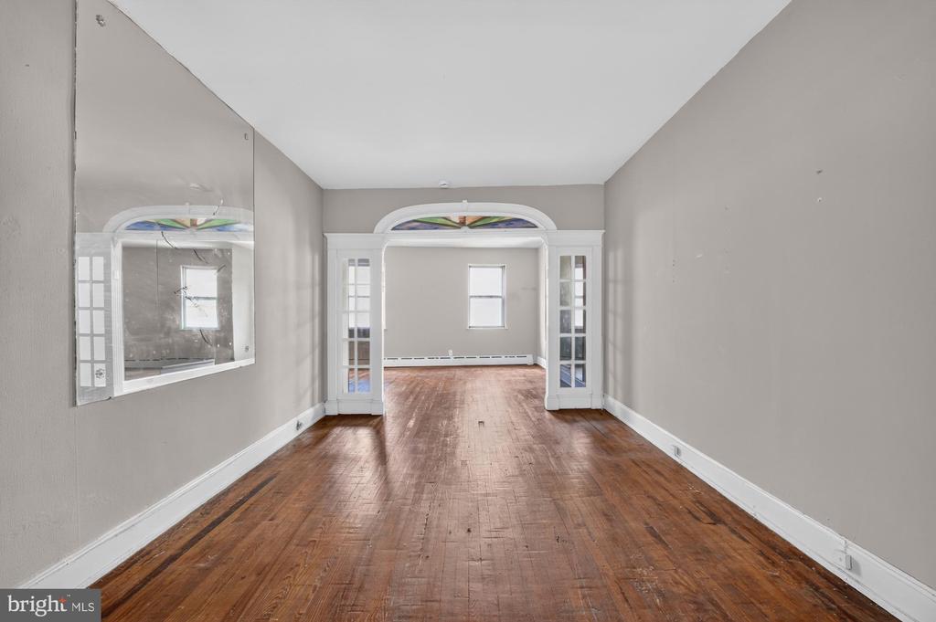 1147 S 10TH STREET