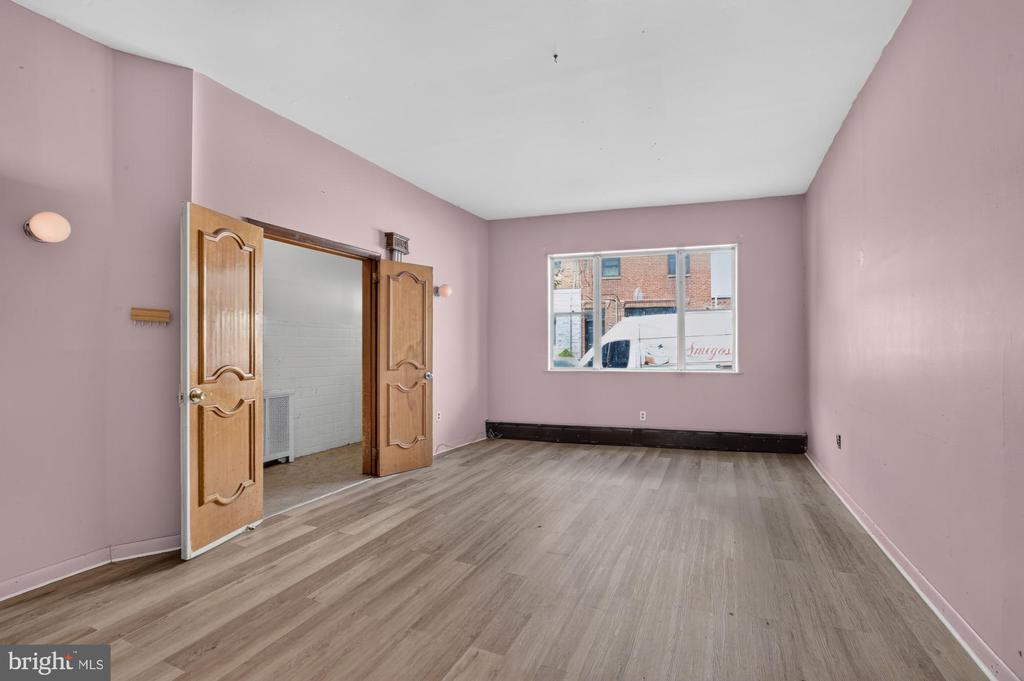 1147 S 10TH STREET