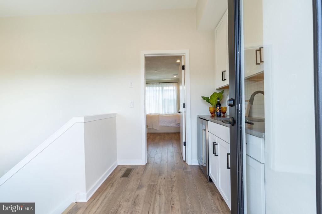 3112 PIERVIEW LANE