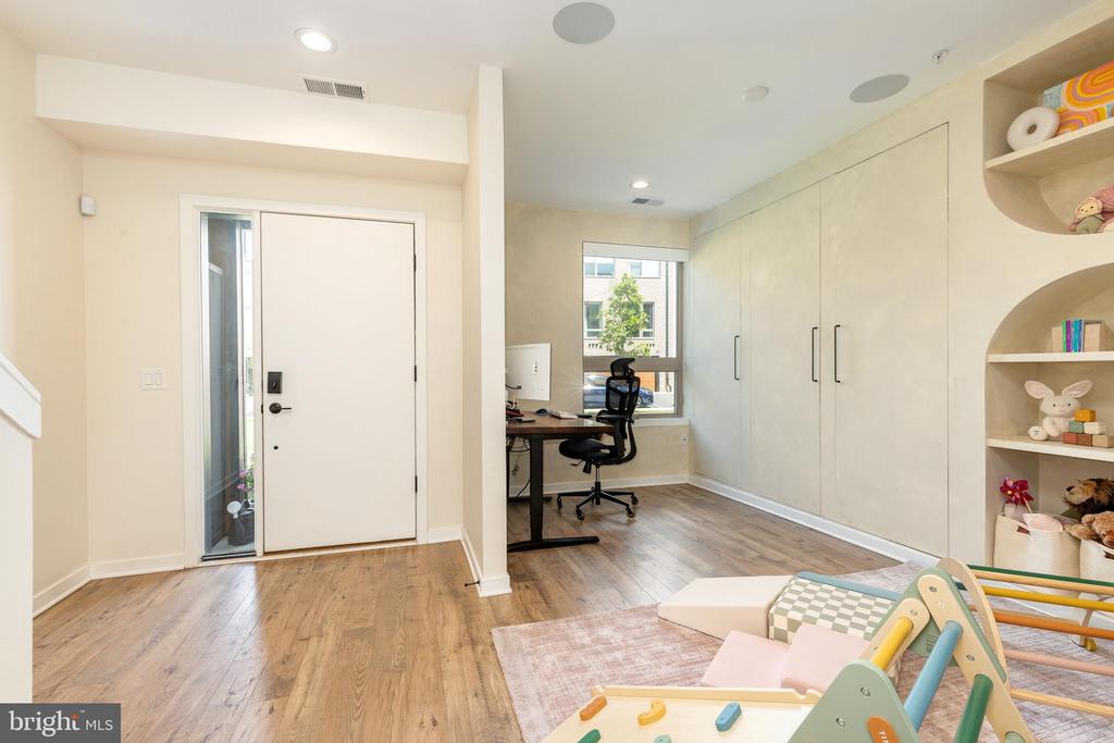 3112 PIERVIEW LANE