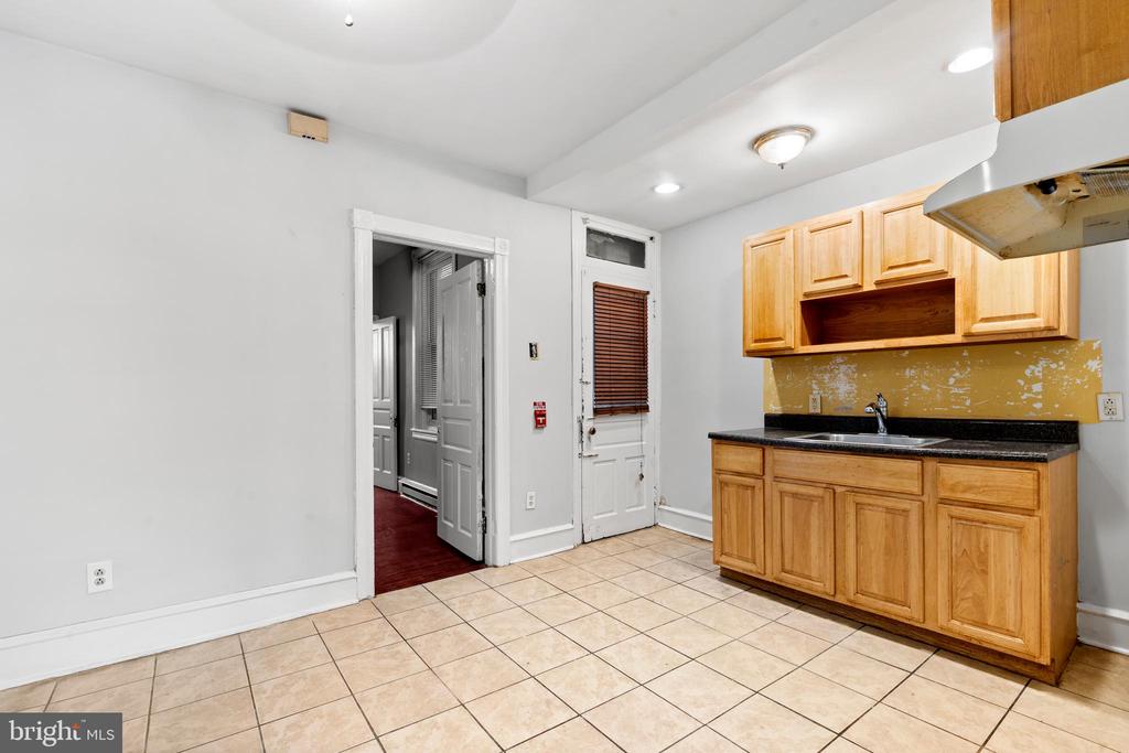1501 BELMONT AVENUE