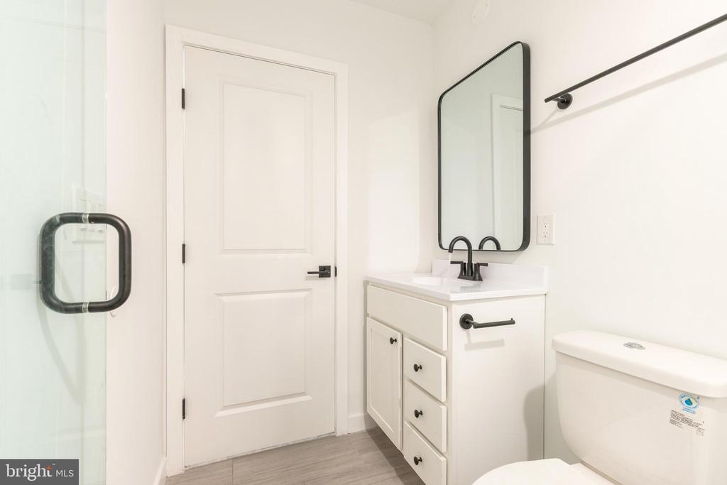 2120 W MASTER STREET Unit: 3