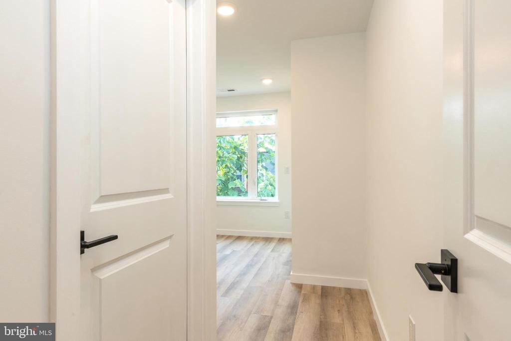 2120 W MASTER STREET Unit: 3