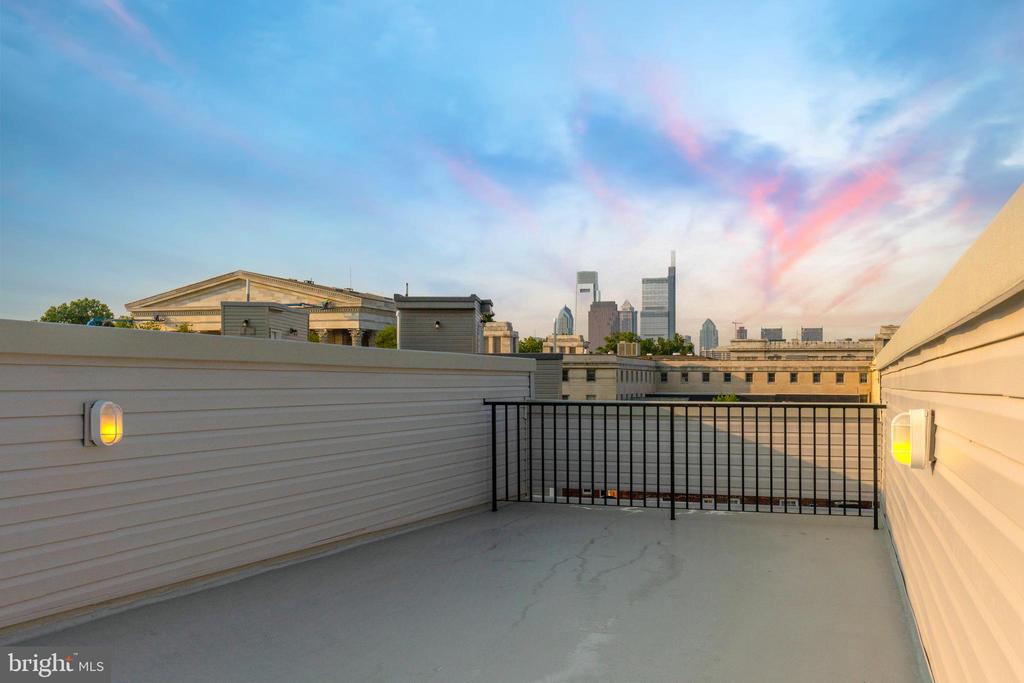 2120 W MASTER STREET Unit: 3