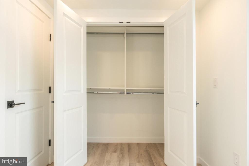 2120 W MASTER STREET Unit: 3