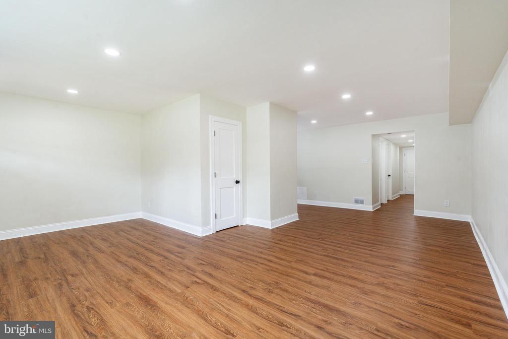 1721 GRIFFITH STREET