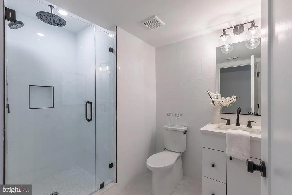1754 WYLIE STREET Unit: 2