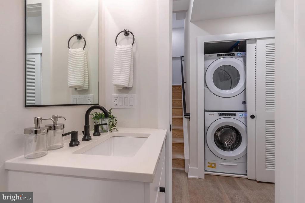 1754 WYLIE STREET Unit: 2