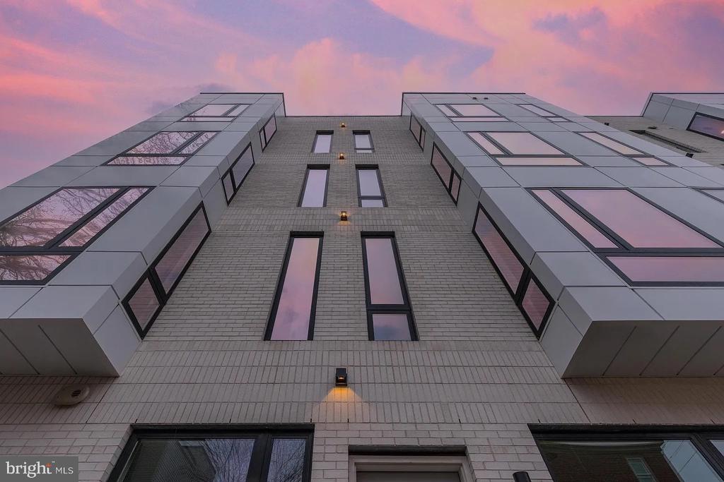 1754 WYLIE STREET Unit: 2