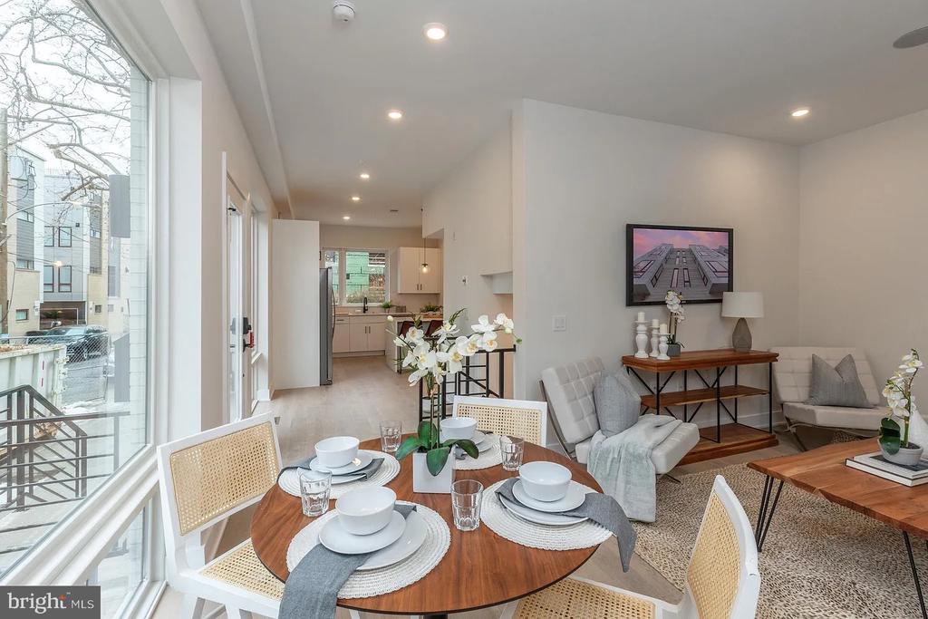 1754 WYLIE STREET Unit: 2