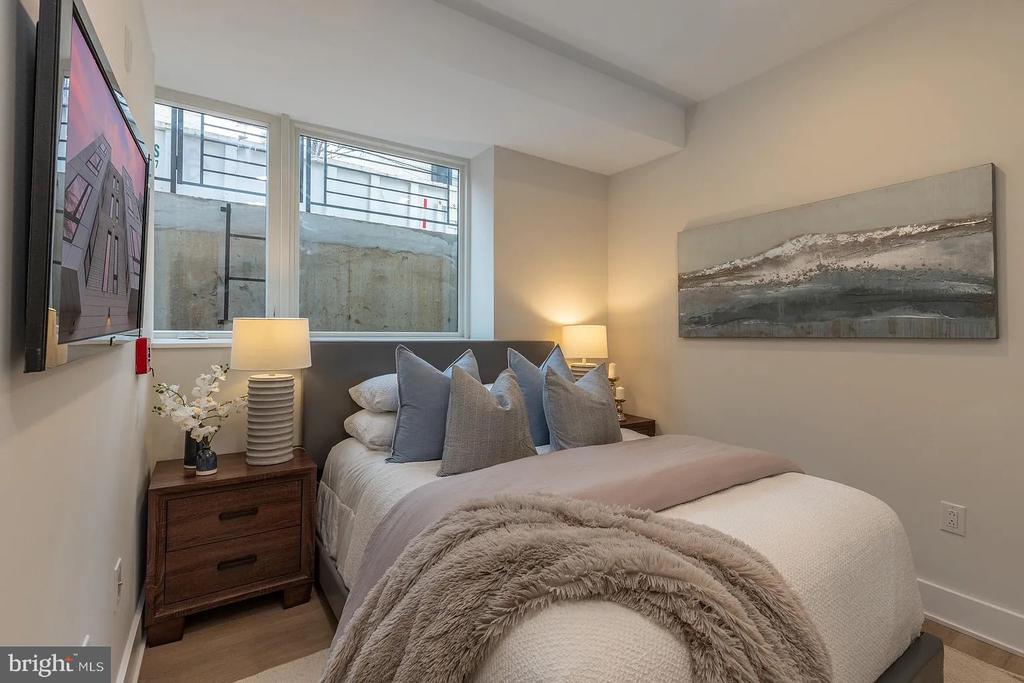 1754 WYLIE STREET Unit: 2