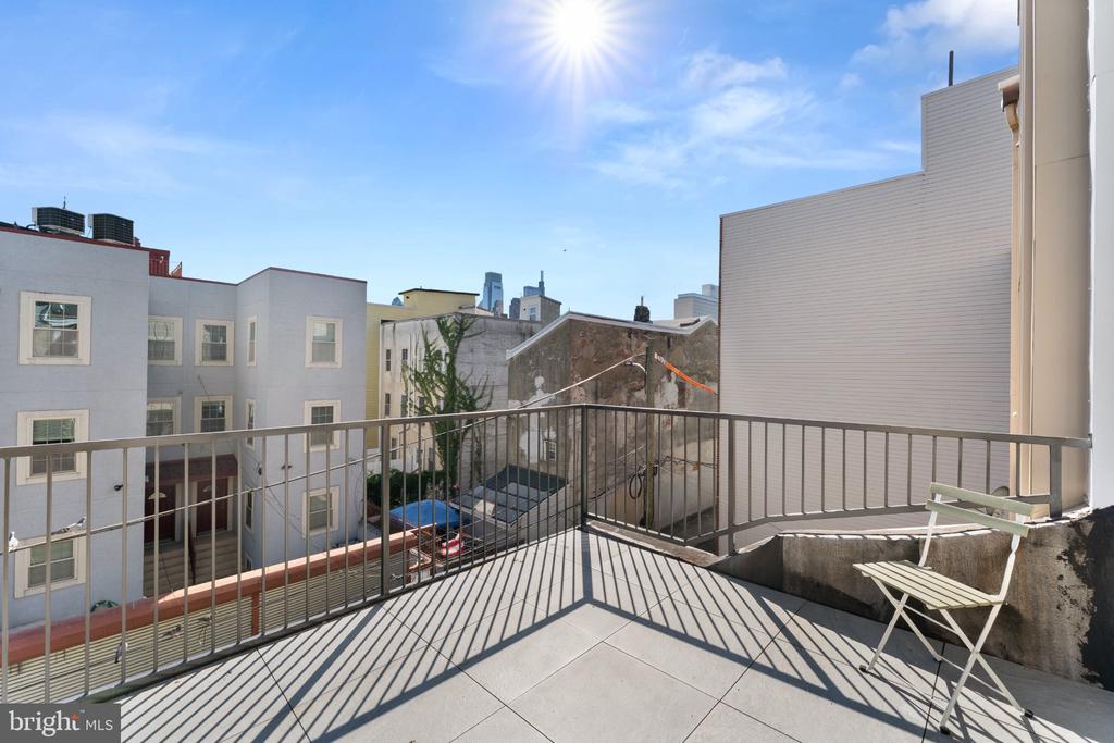 1132 MOUNT VERNON STREET
