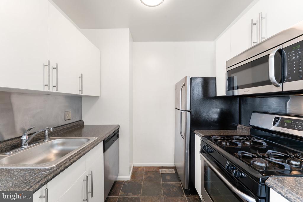 1132 MOUNT VERNON STREET