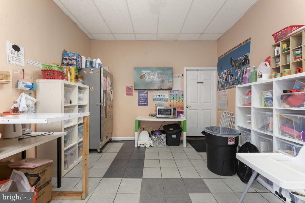 1848 POINT BREEZE AVENUE