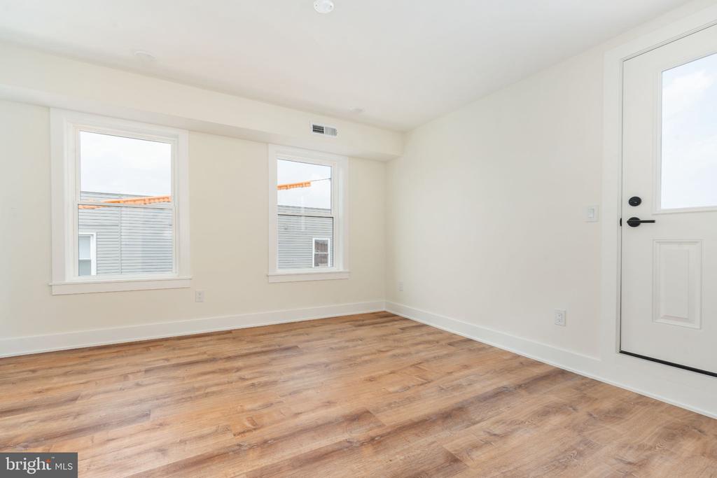 1715 S 18TH STREET Unit: 3