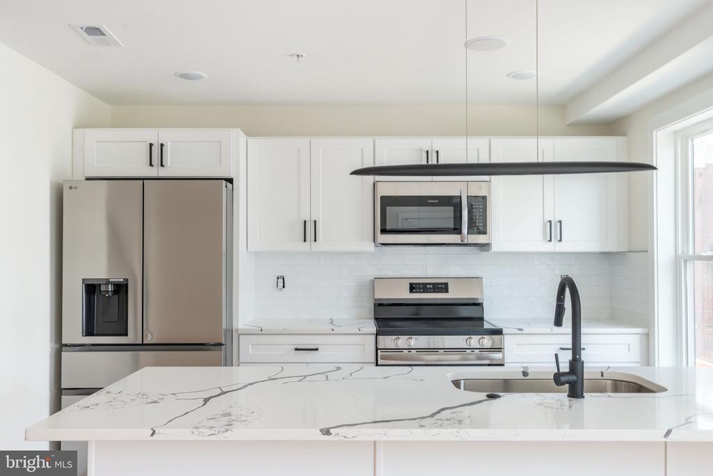 1715 S 18TH STREET Unit: 3