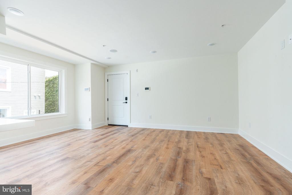 1715 S 18TH STREET Unit: 2
