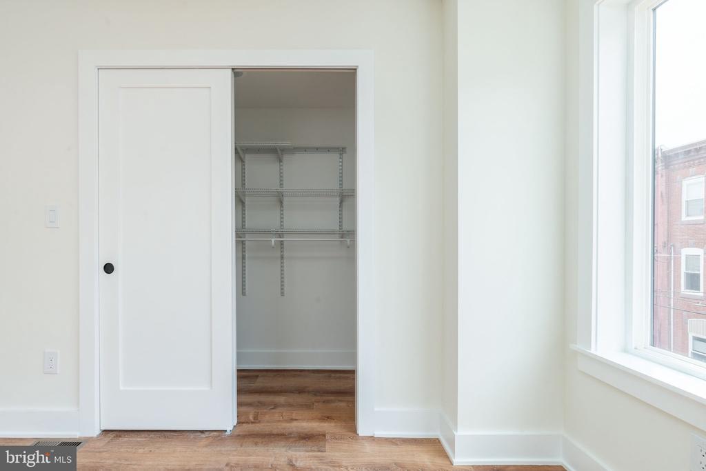 1715 S 18TH STREET Unit: 2