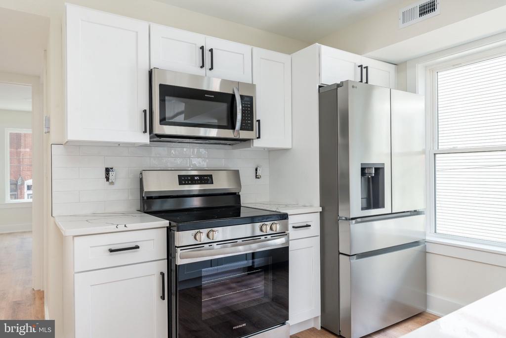 1715 S 18TH STREET Unit: 2