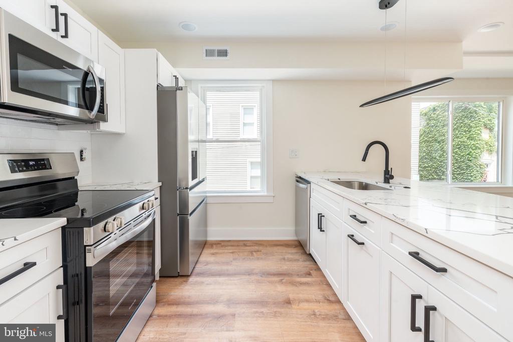 1715 S 18TH STREET Unit: 2