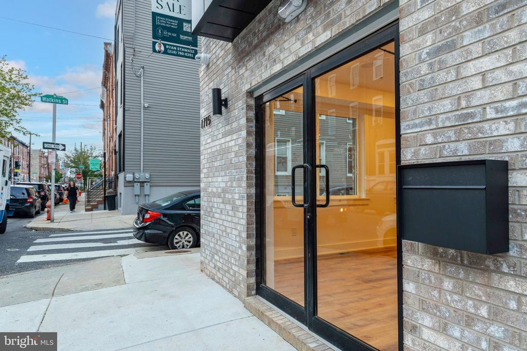 1715 S 18TH STREET