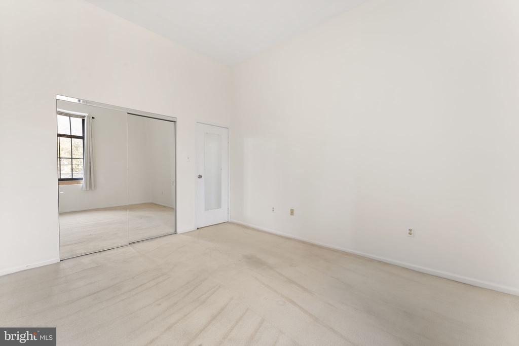 1601 SPRING GARDEN STREET Unit: M108
