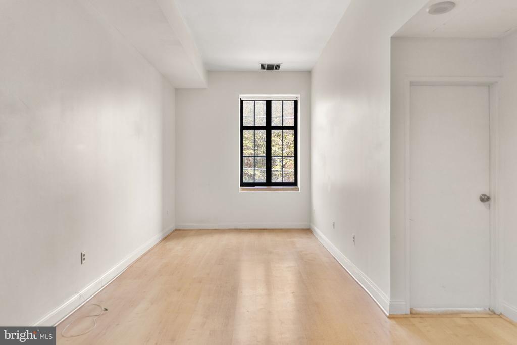 1601 SPRING GARDEN STREET Unit: M108