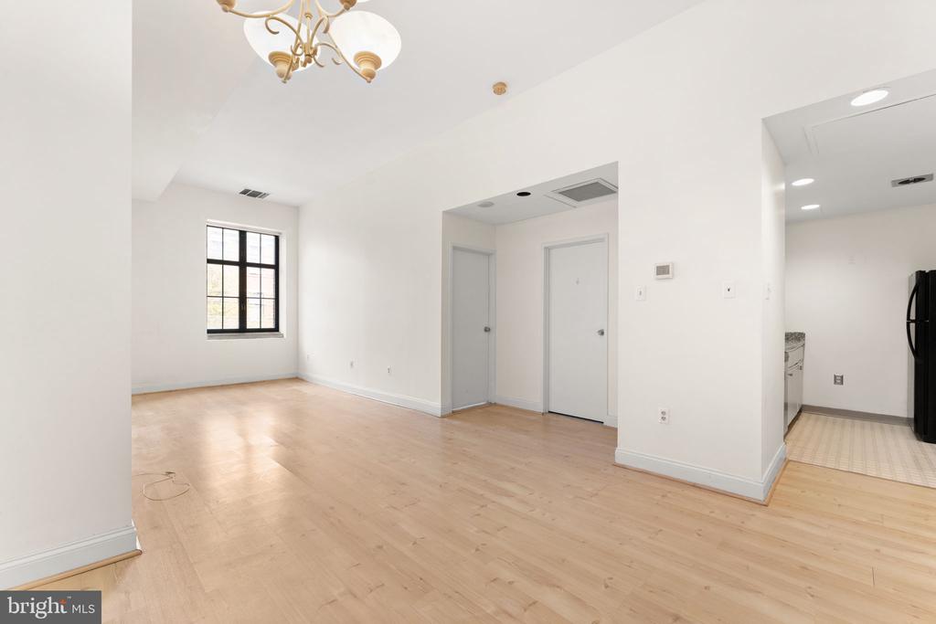 1601 SPRING GARDEN STREET Unit: M108