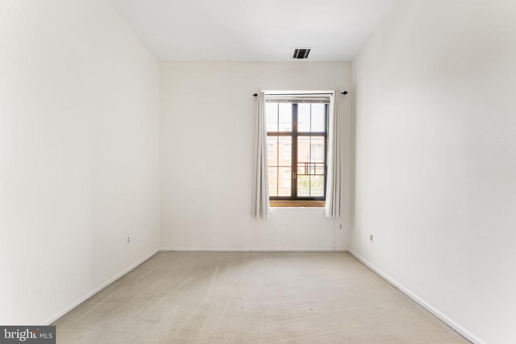 1601 SPRING GARDEN STREET Unit: M108
