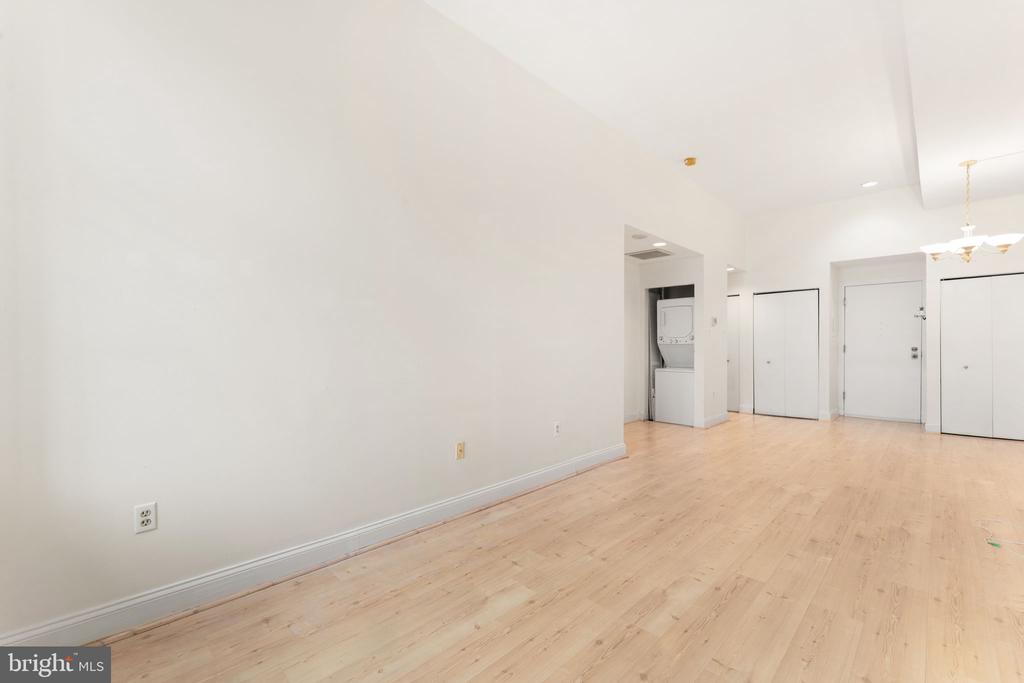 1601 SPRING GARDEN STREET Unit: M108