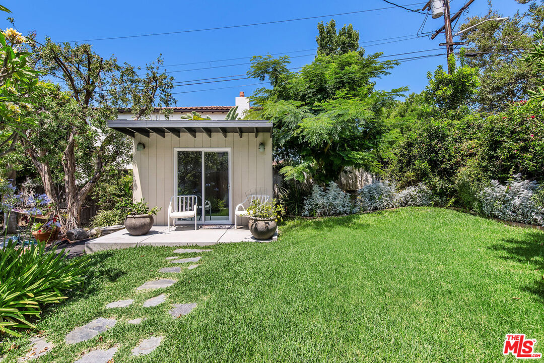 1641 Virginia Ave