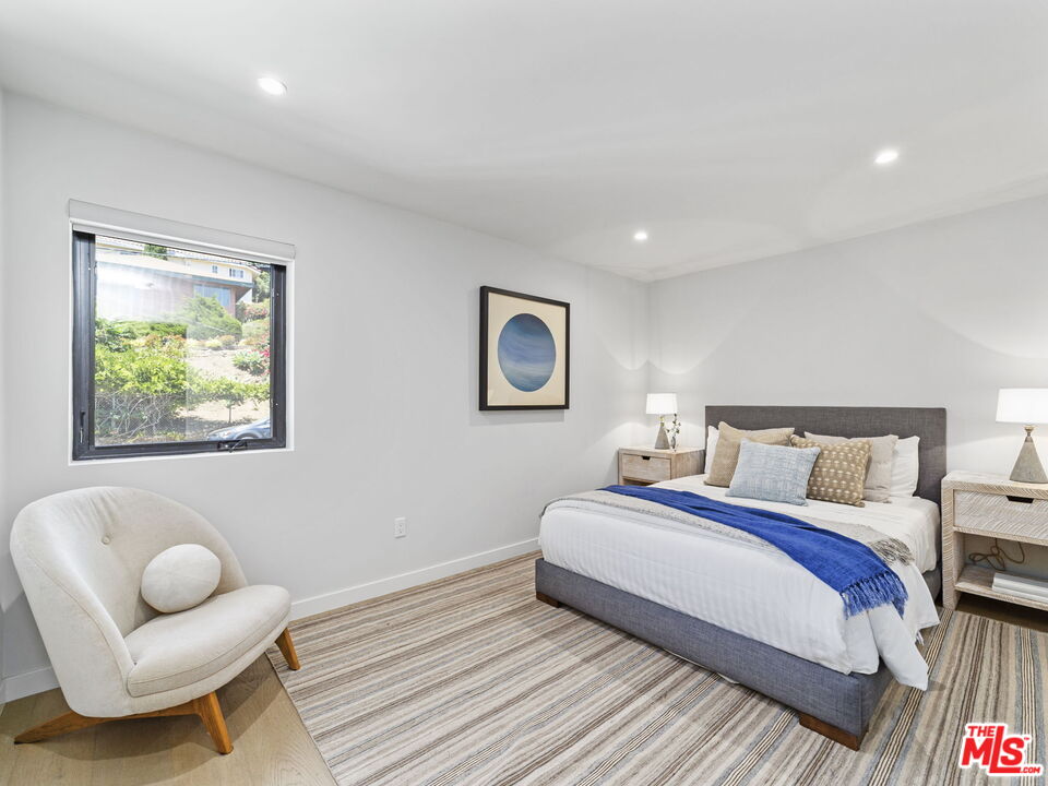 2304 Vestal Ave | Elysian Heights