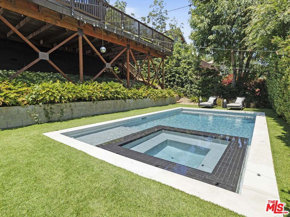 2304 Vestal Ave | Elysian Heights