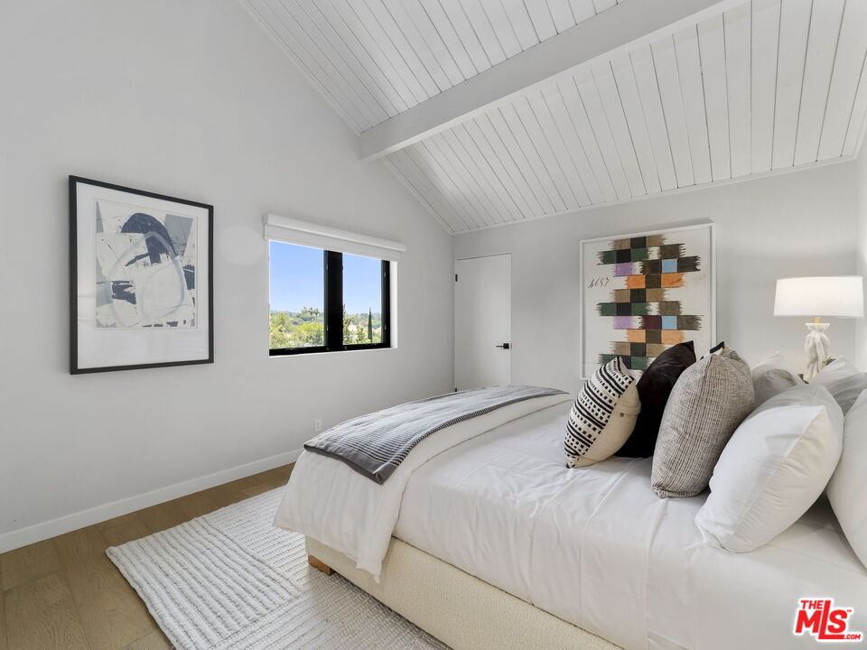 2304 Vestal Ave | Elysian Heights